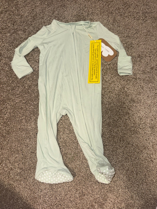Angel dear  indigo sleeper new 3-6 months , Kids 6 Month (3-6M)