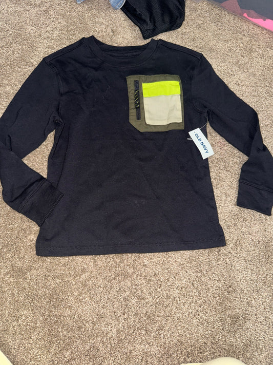 Long sleeve old navy boys size 5 NWT, Kids 5/5T