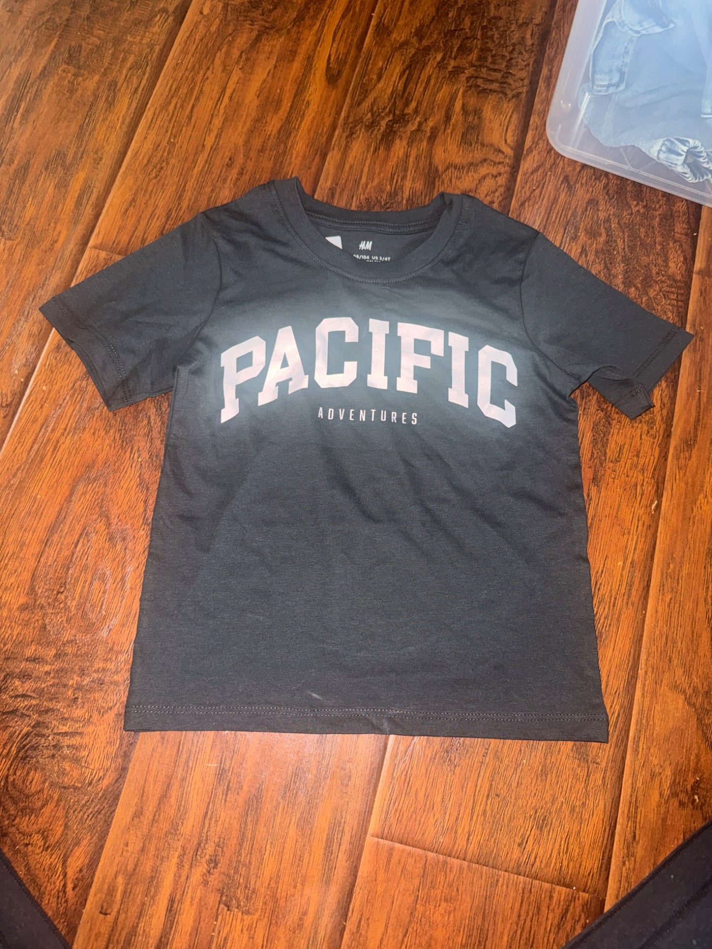 New H&M shirt size 2-4 boys , Kids 3T