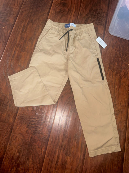 Size 5 boys old navy pants NWT, Kids 5/5T