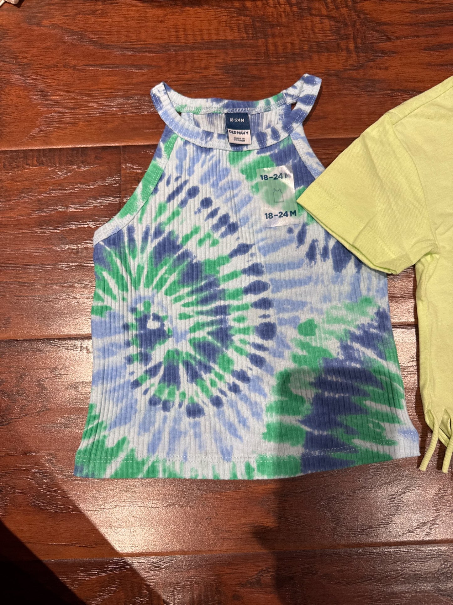 Old navy tops 18-24 months NWT , Kids 24 Month (18-24M)