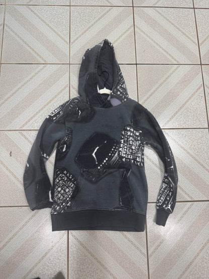 Jordan size 10-12 hoodie , Kids 10