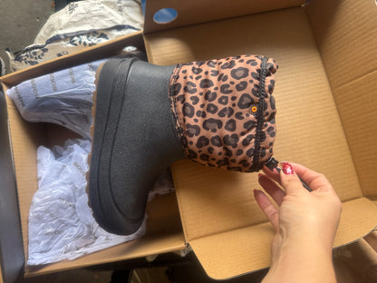Size youth 4 bogs winter boots , Shoes 4 (Big Kids:8–12yr)