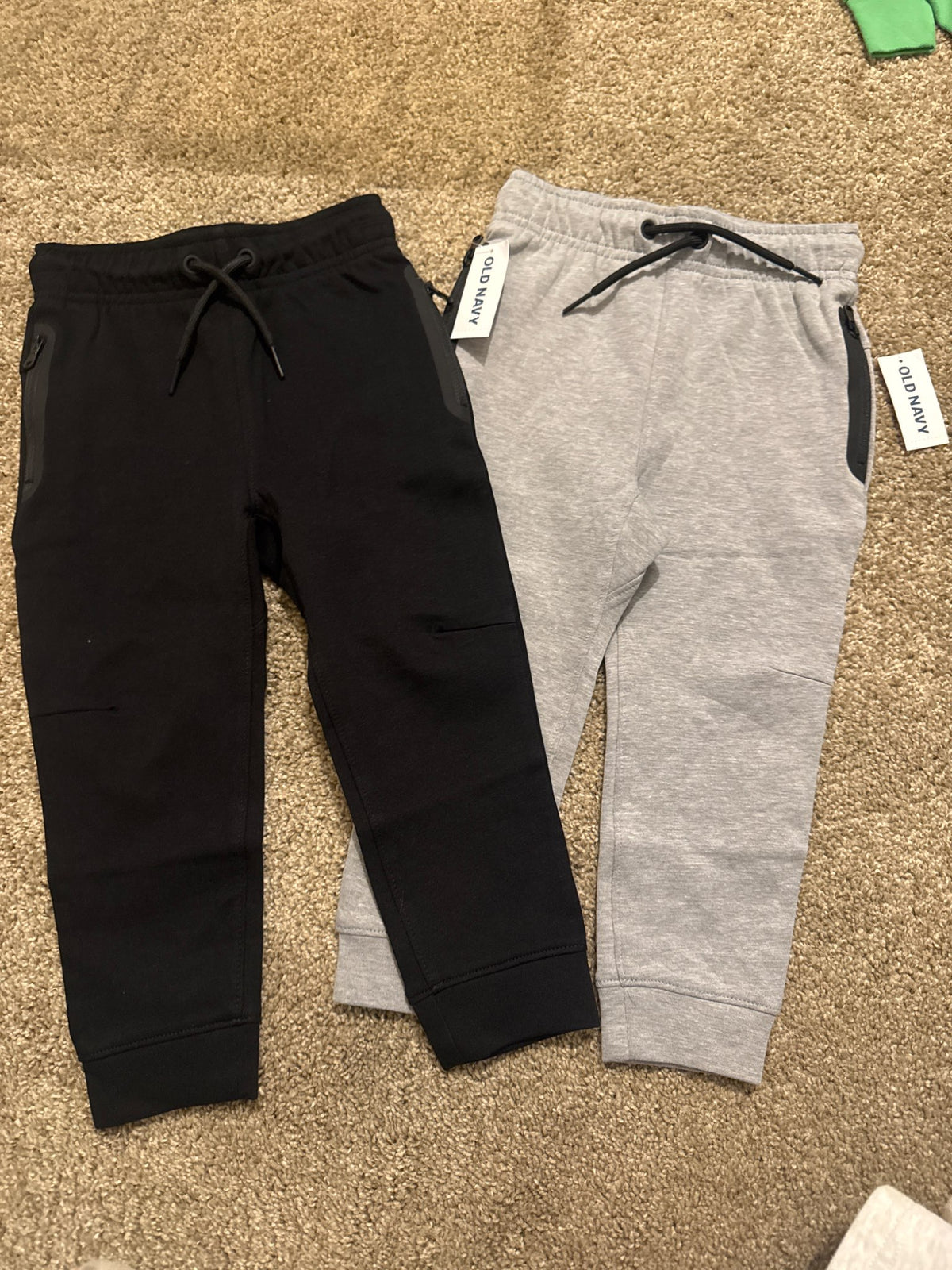 Size 2 boys old navy joggers , Kids 2T