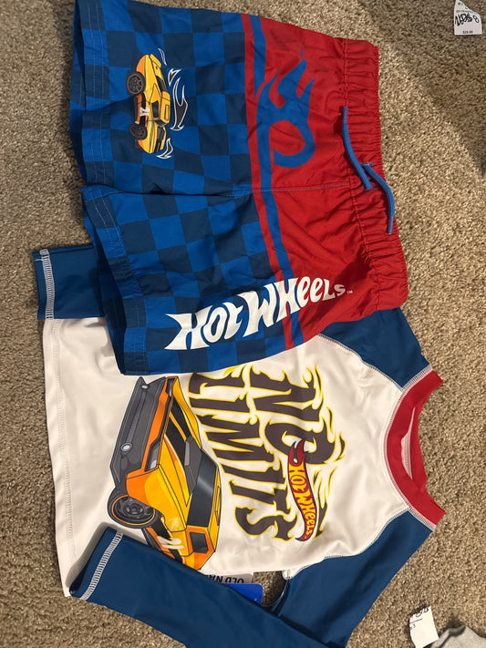 Hot wheels swim set size 3 old navy , Kids 3T