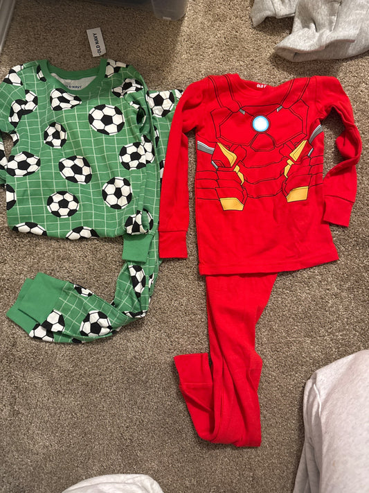 Size 5, Old Navy, PJs brand new, Kids 5/5T