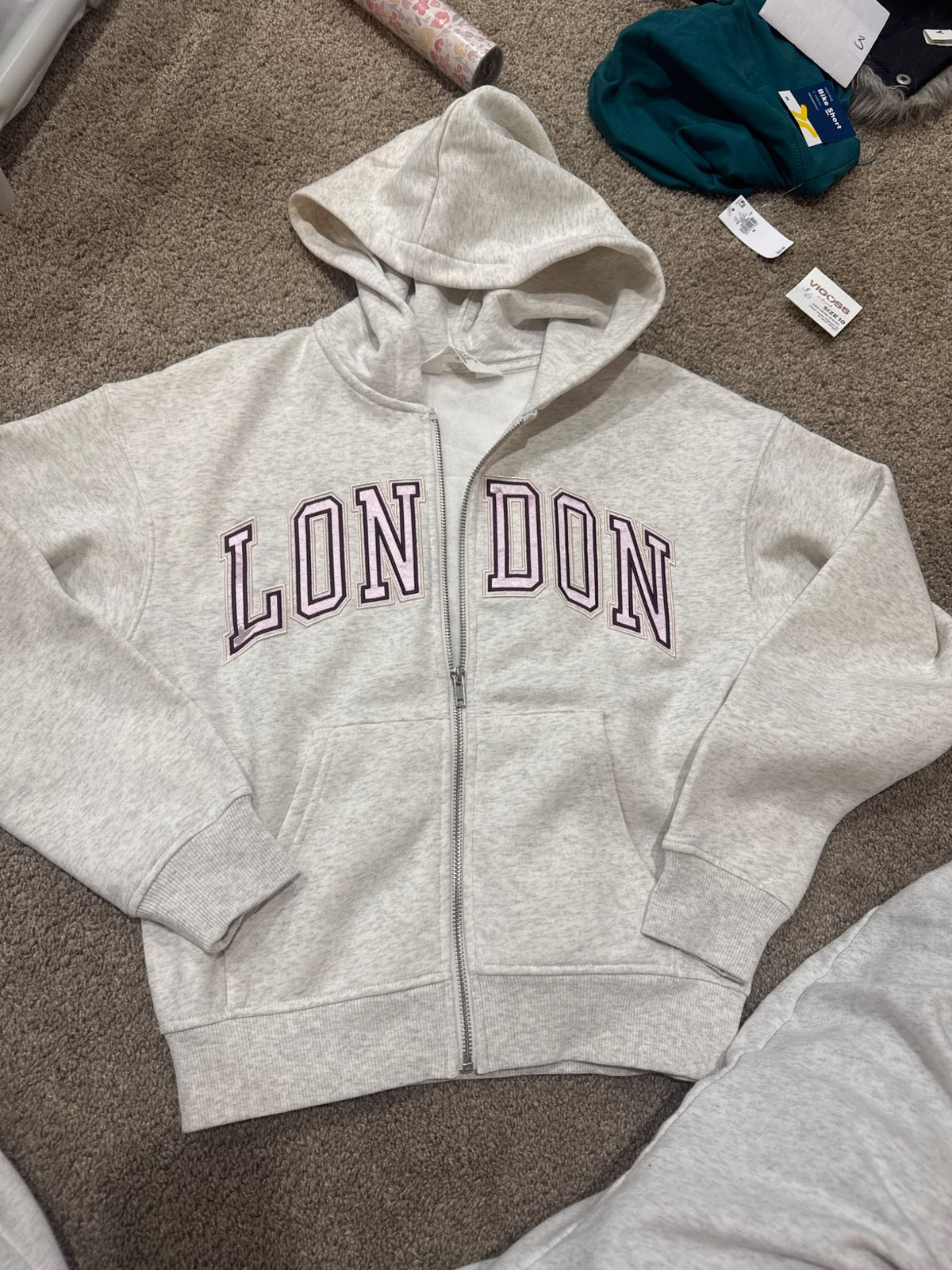Size 10/12 H&M brand new zipper sweater , Kids 10