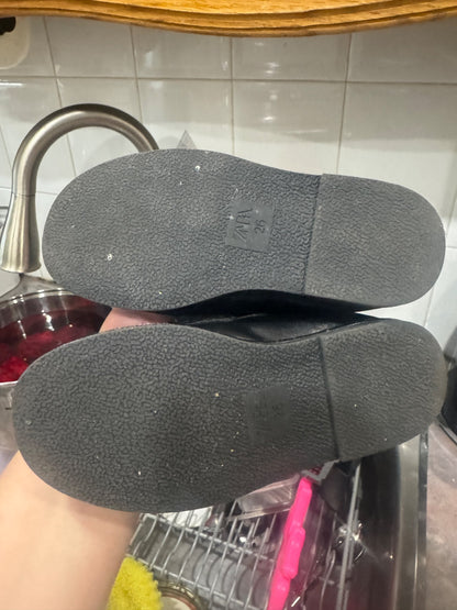Zara dress shoes toddler size 9 , Shoes 9 (Toddler:2-4yr)