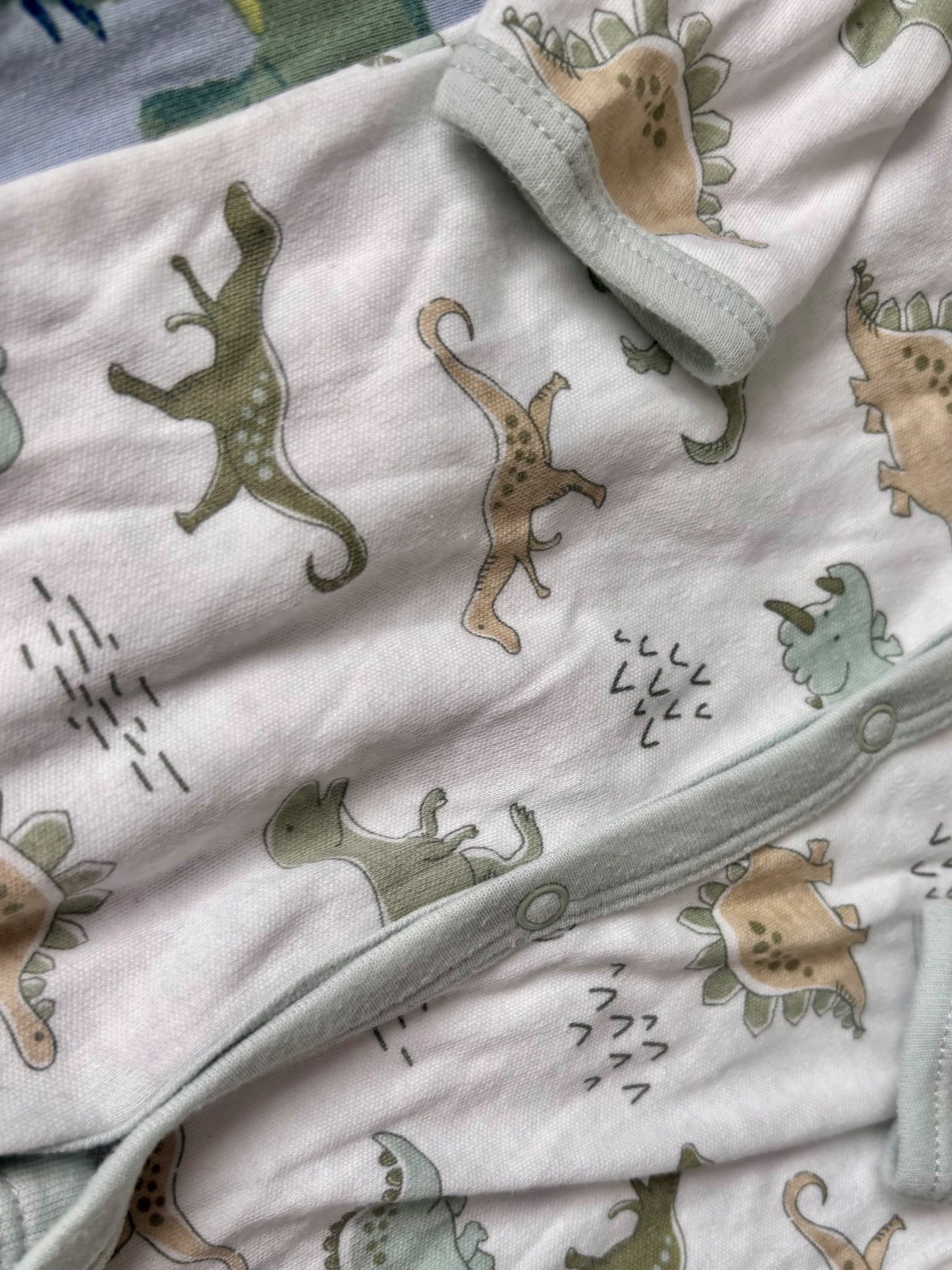 2 x dinosaur pyjamas - 6-9 months, Kids 9 Month (6-9M)