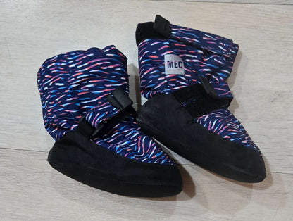 MEC Toaster Booties - MSRP 39.95, Shoes 3 (Baby: 0-12 mth)