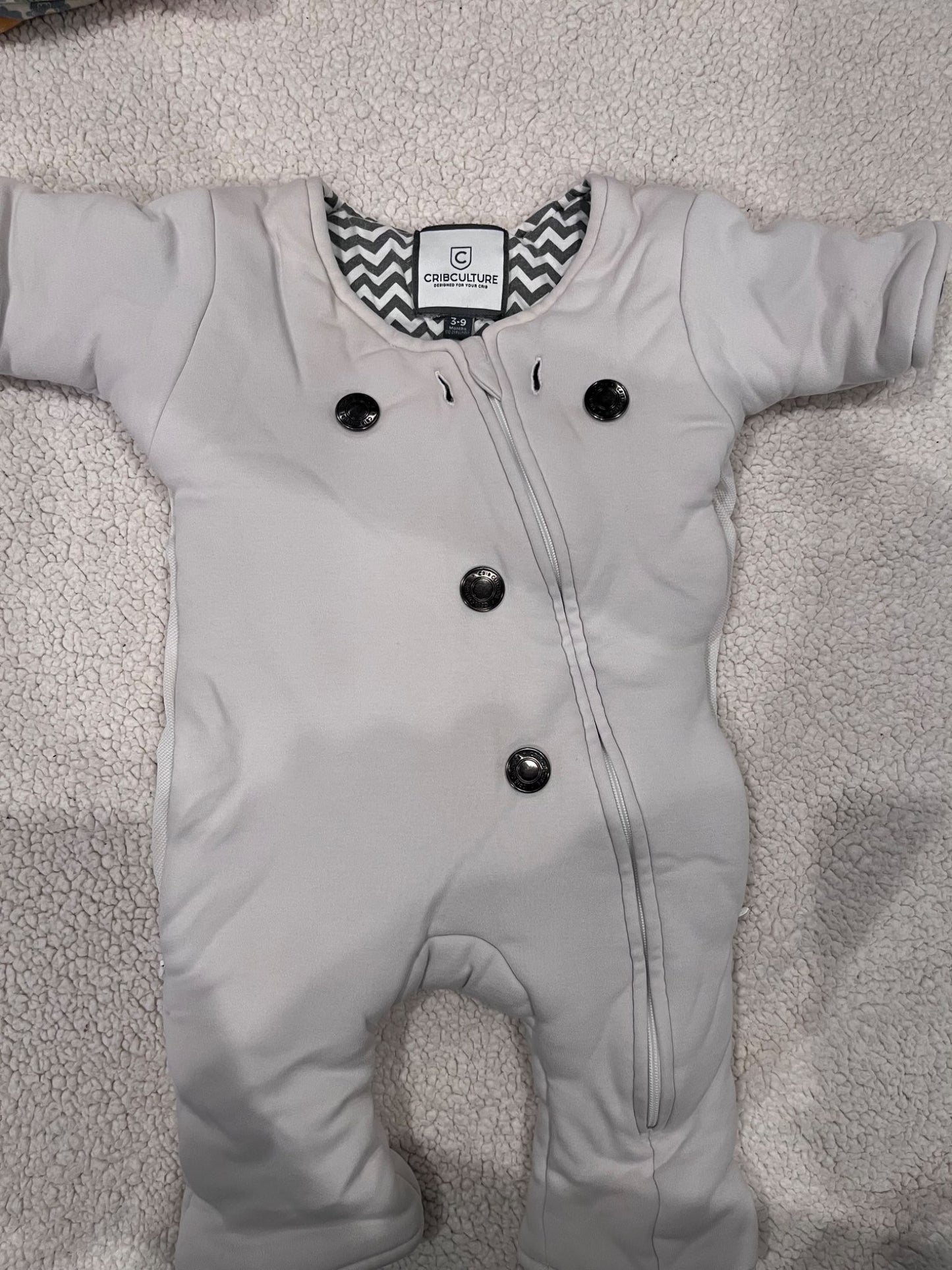 Crib couture sleep suit 3-9 mo , Kids 9 Month (6-9M)