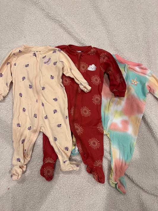 3 x pekkle sleeper (ladybug, tye dye, sun) 9 mo, Kids 9 Month (6-9M)