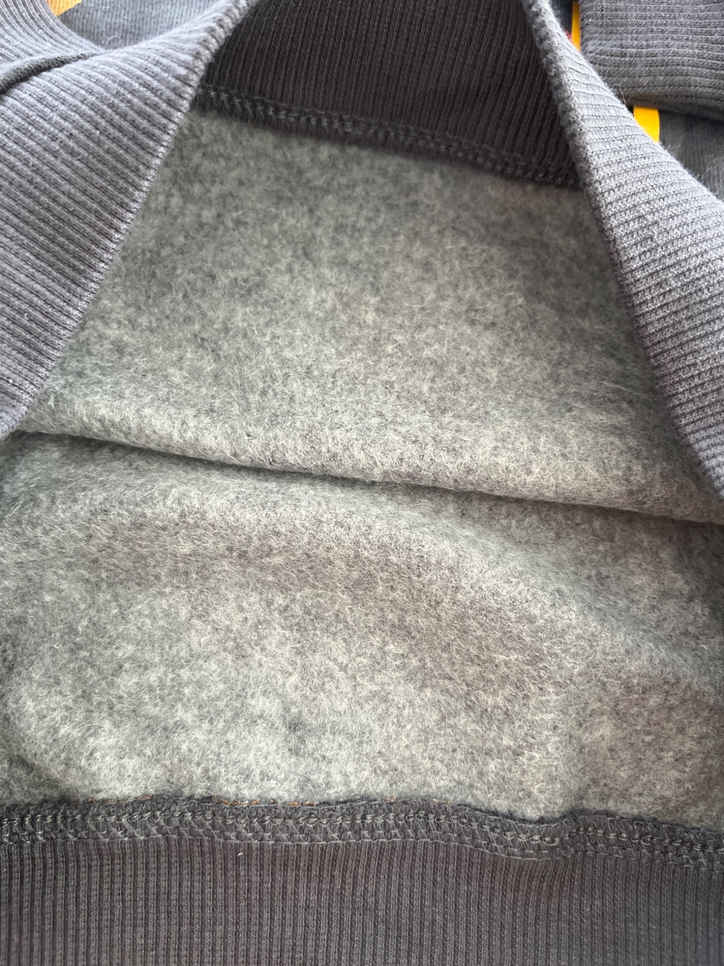 Zara size 4-5 sweatshirt , Kids 5/5T (extra small)