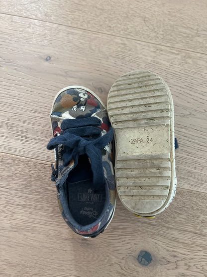 Zara Mickey Mouse shoes size 24 or US 8C , Shoes 8 (Toddler:2-4yr)