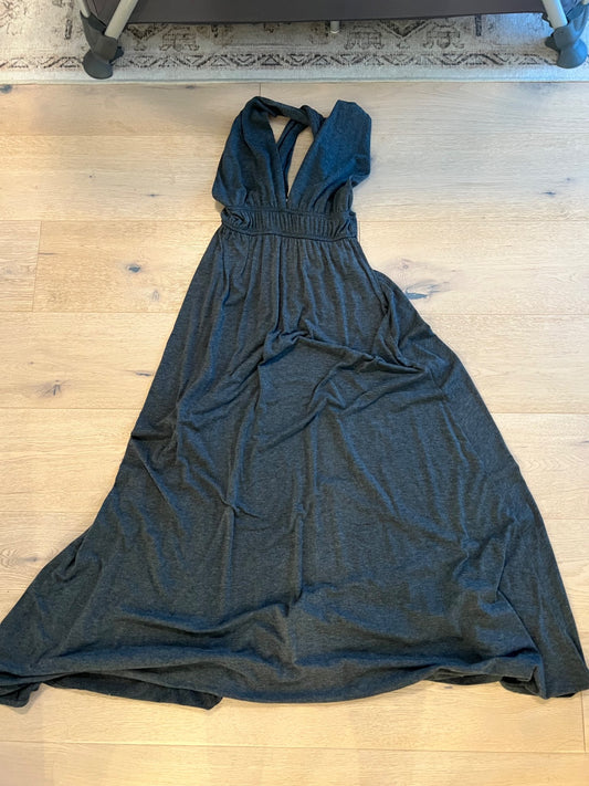Size S maxi dress, Maternity S (4-6)