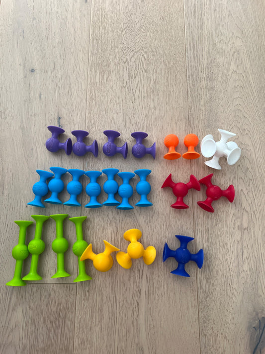 Fat brain toys squigz