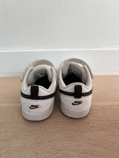 10C Nike runners , Shoes 10 (Toddler:2-4yr)