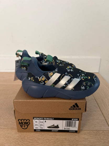 New in box Adidas Monofit Mickey print size 7K , Shoes 7 (Walkers:12-24 mth)
