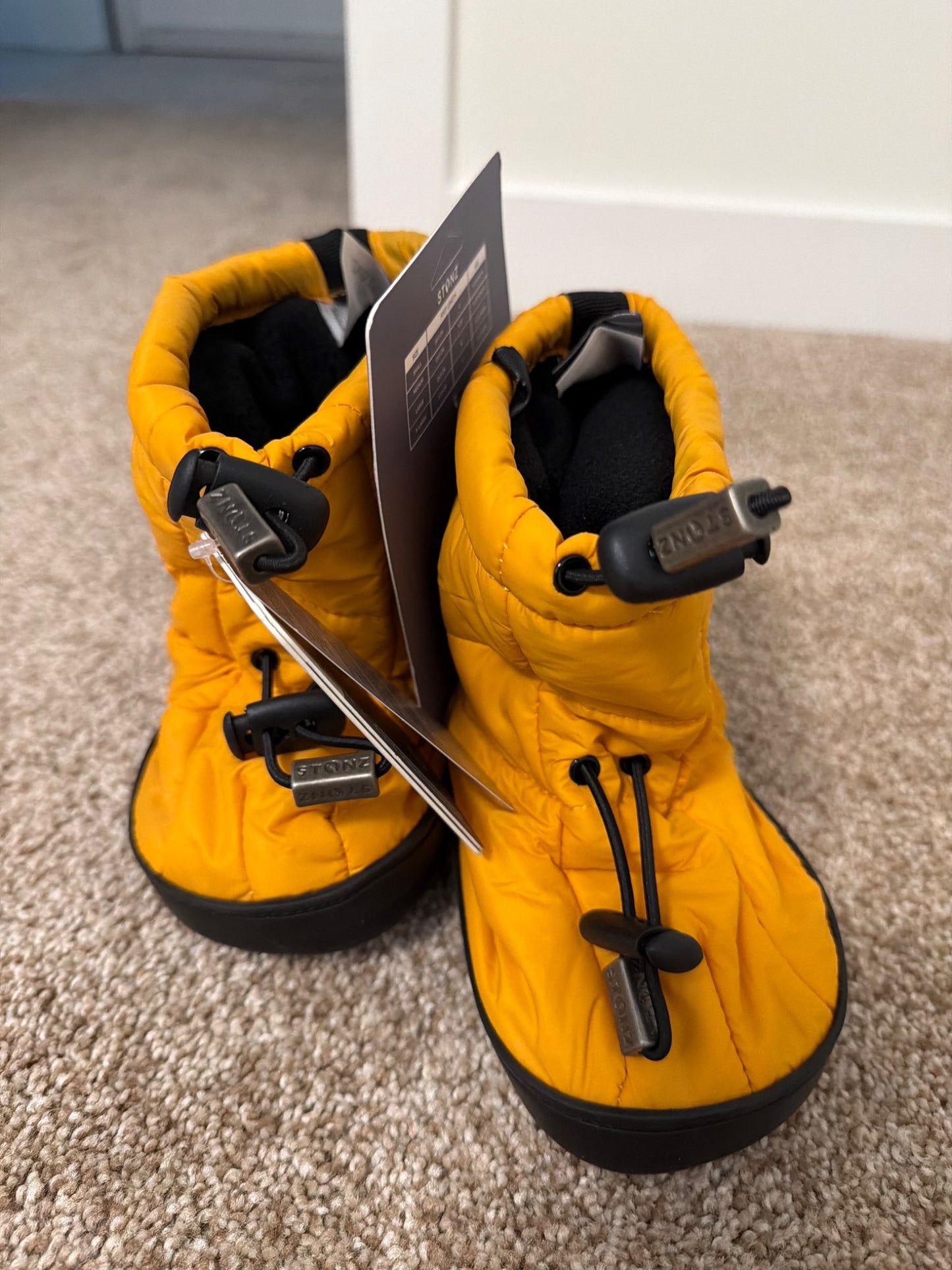 New Stonz puffer winter boots , Shoes 7 (Walkers:12-24 mth)