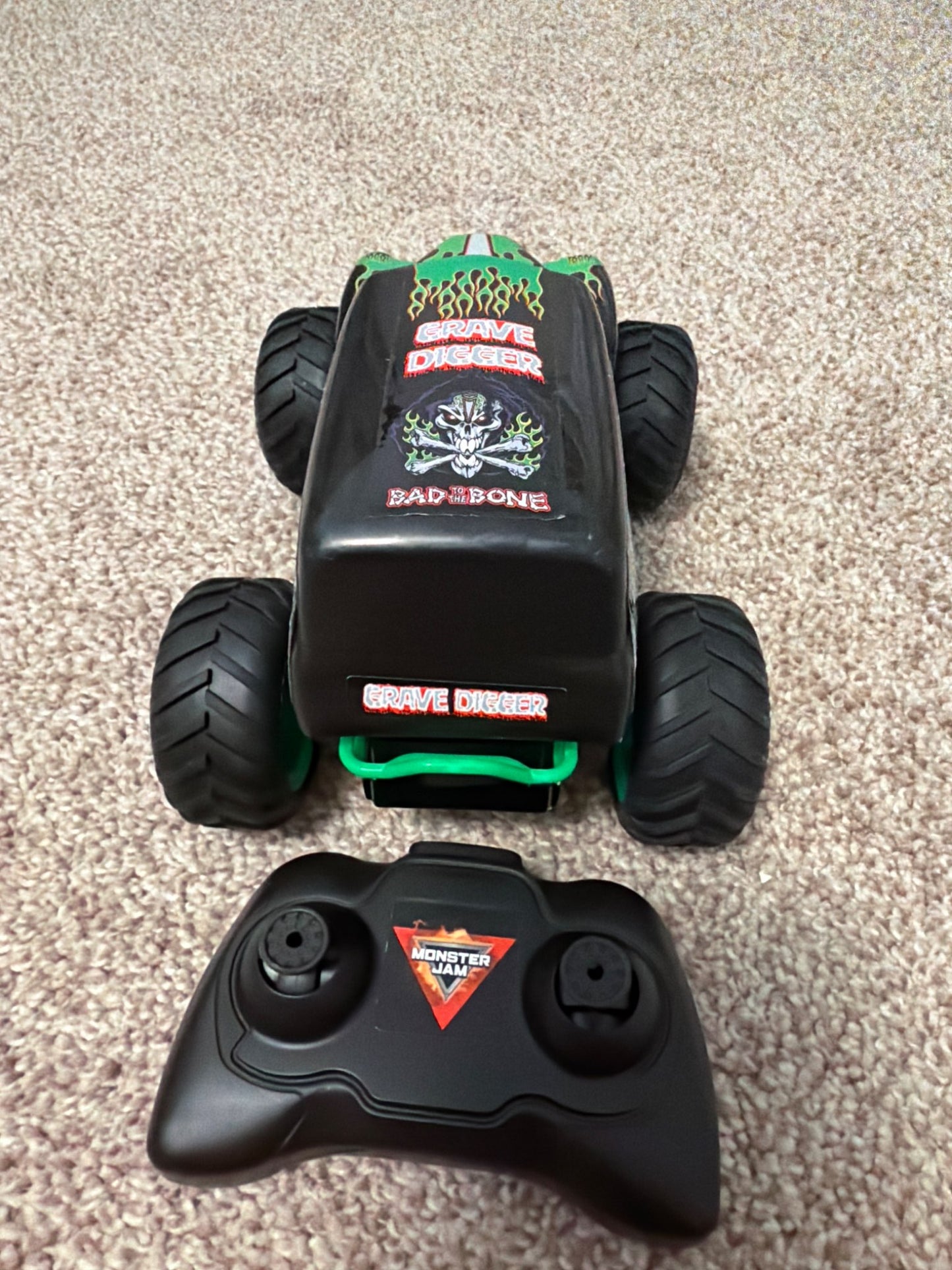 Monster truck RC grave digger