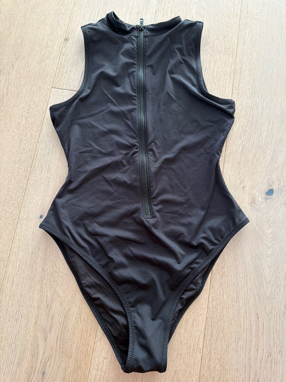 SKIMS One piece swim suit , Kids 18