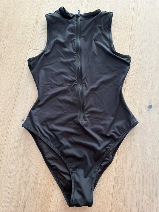SKIMS One piece swim suit , Kids 18