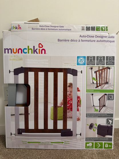 New Munchkin Auto Close Designer Gate