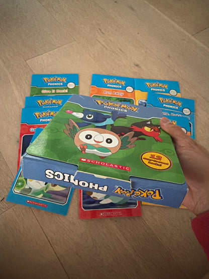 Pokemon phonics book set (x12)