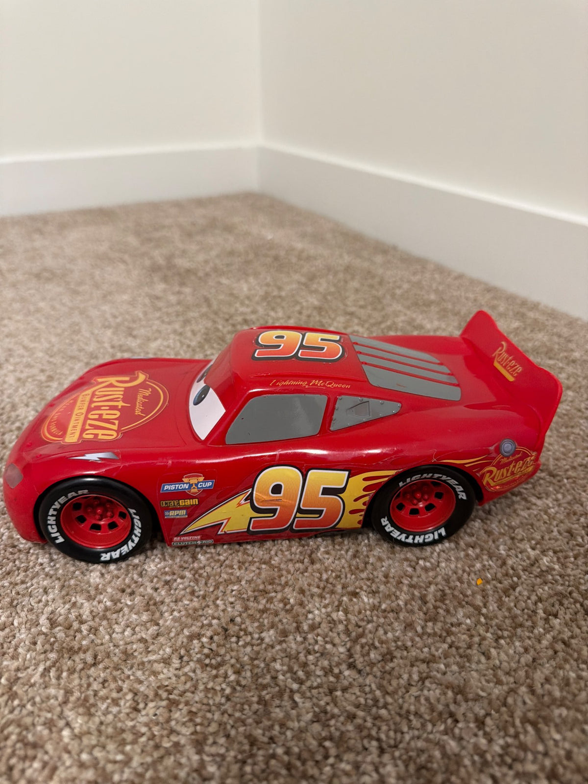 Lightning McQueen Talking car