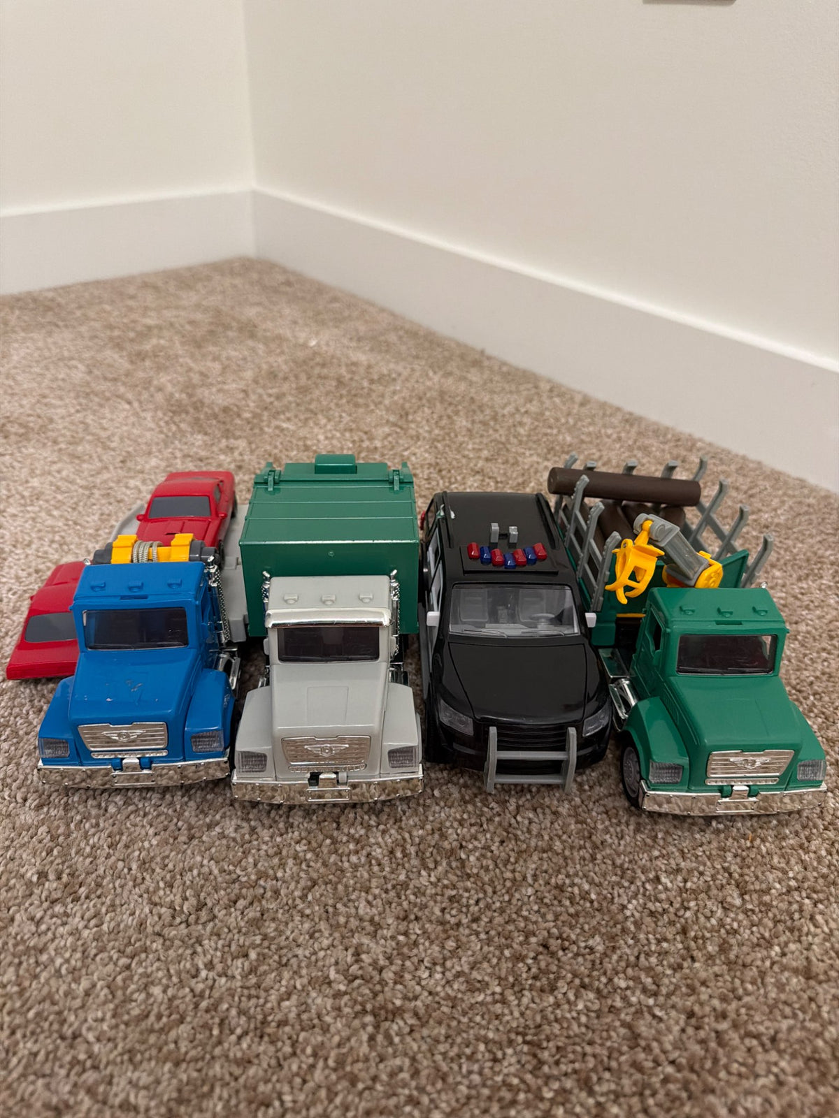 Driven trucks - 4 vehicles