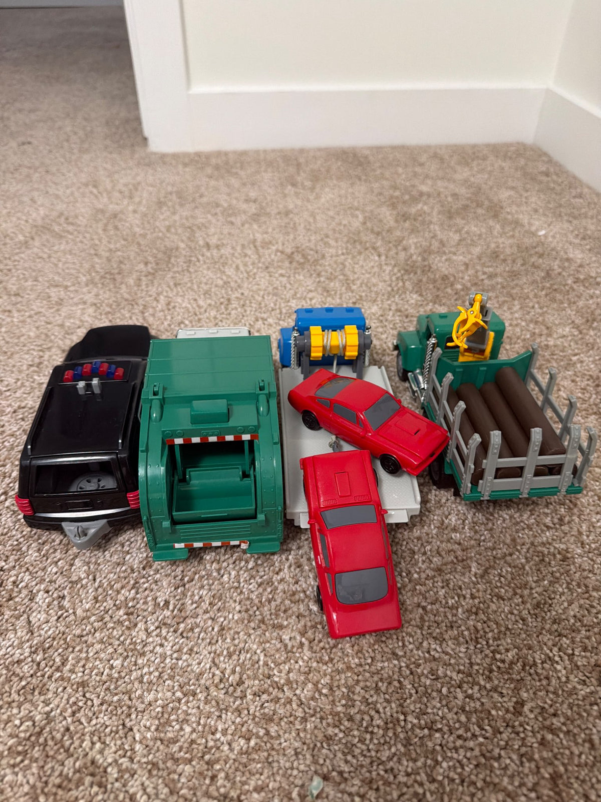Driven trucks - 4 vehicles