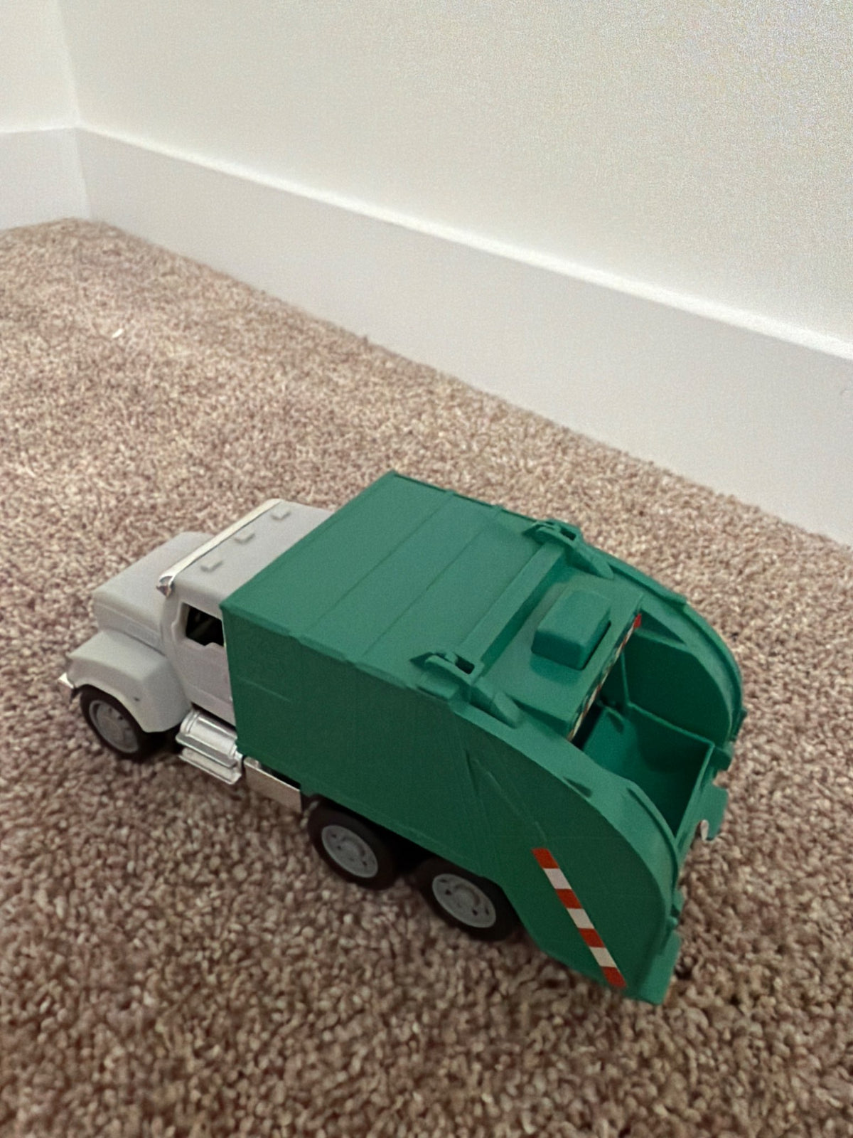 Driven trucks - 4 vehicles