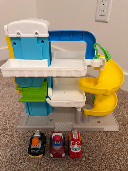 Little people car ramp with cars