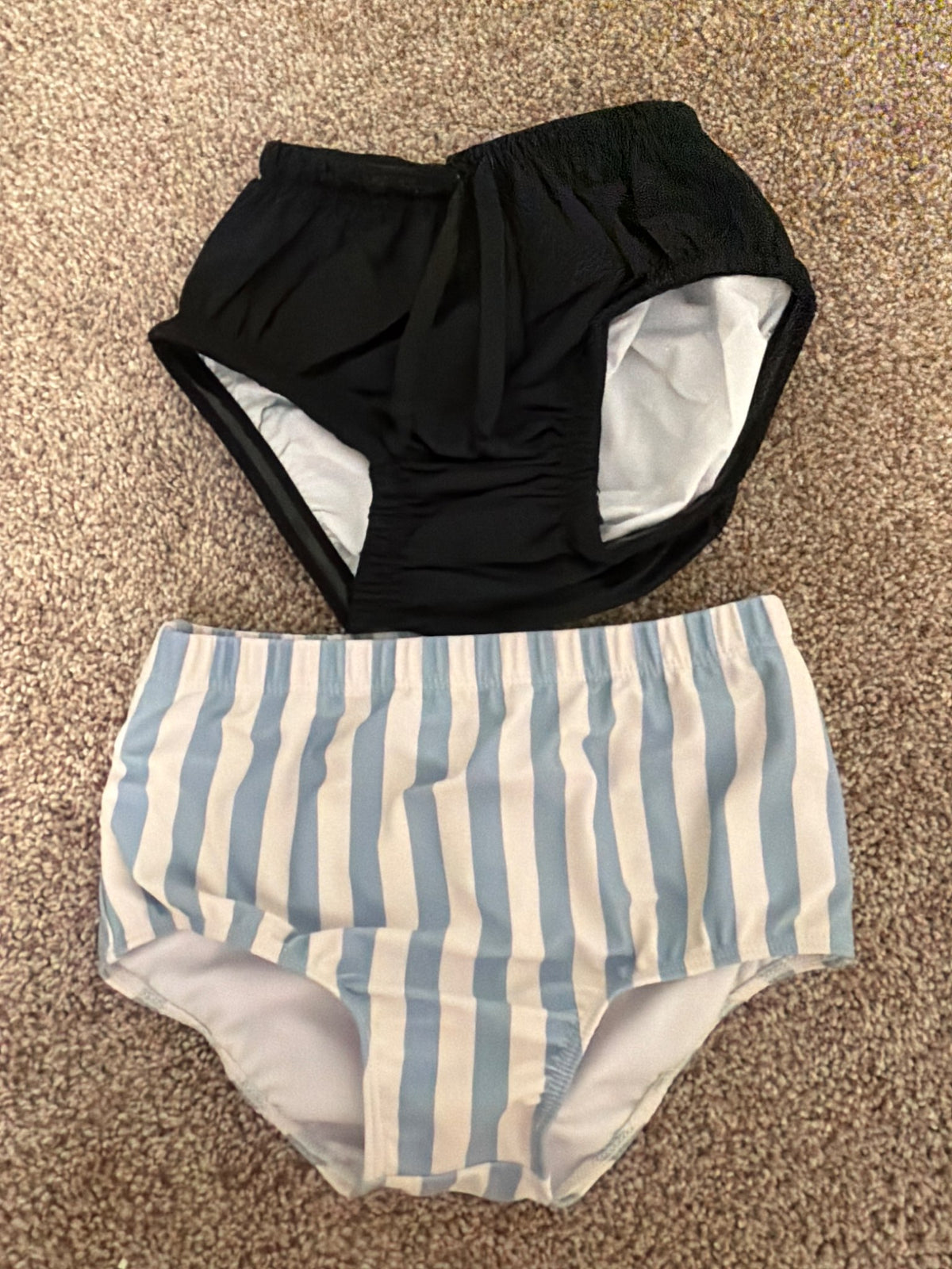 Swim trunks and plastic cover for toddler 3-4 , Kids 3T
