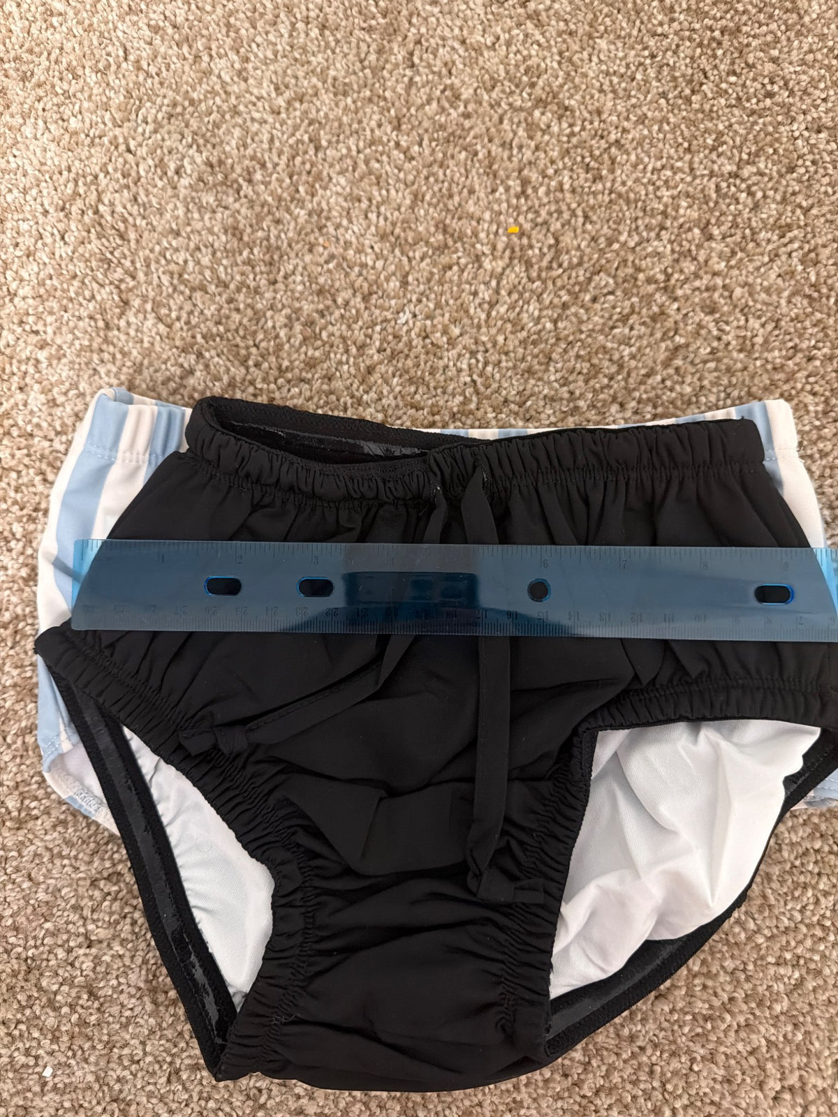 Swim trunks and plastic cover for toddler 3-4 , Kids 3T