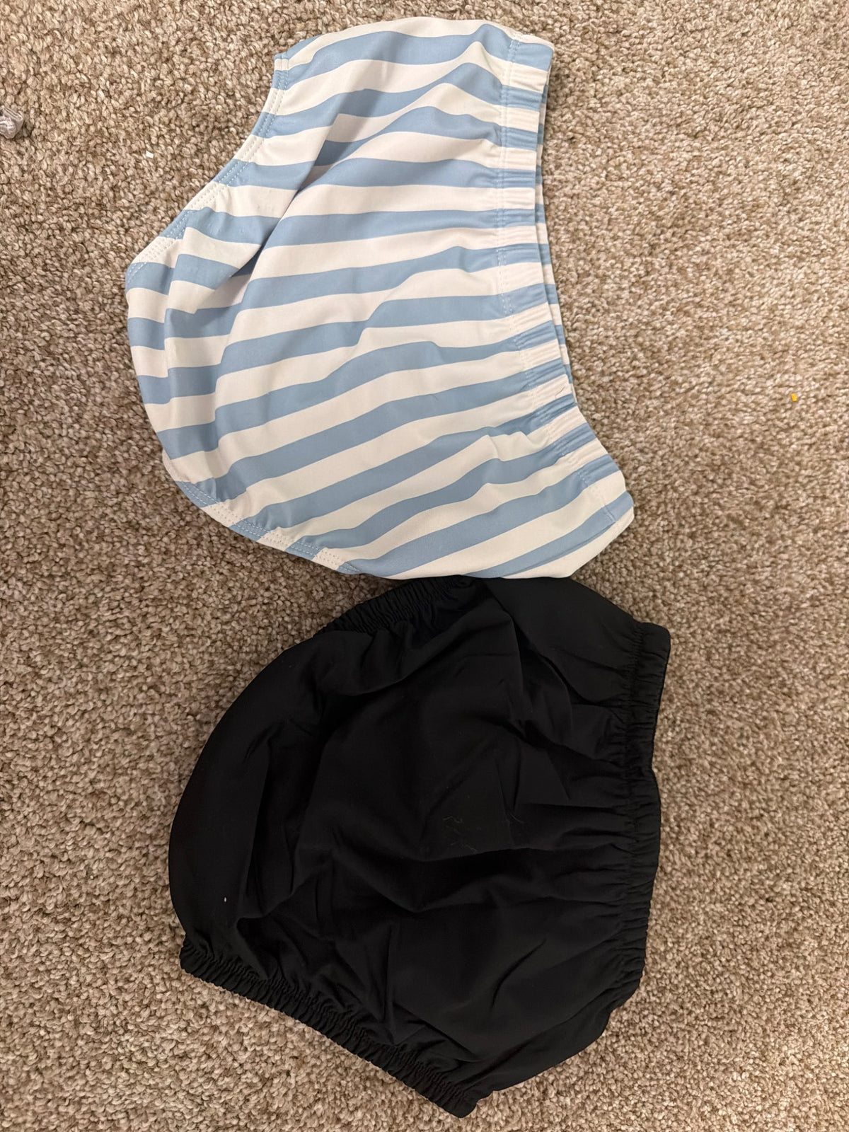 Swim trunks and plastic cover for toddler 3-4 , Kids 3T