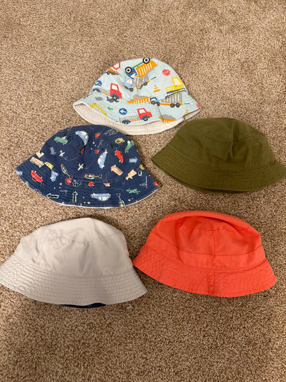 Sun hats (x5)
