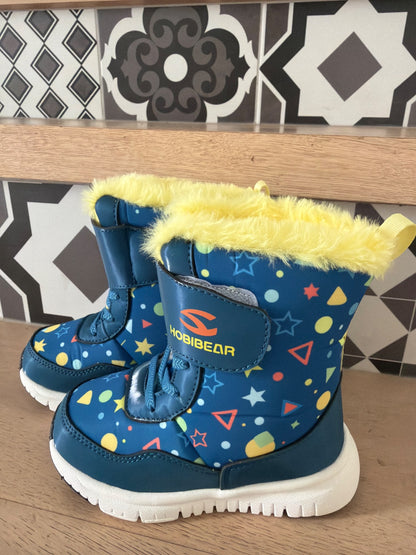 New kids winter boots 8.5T, Shoes 8.5 (Toddler:2-4yr)