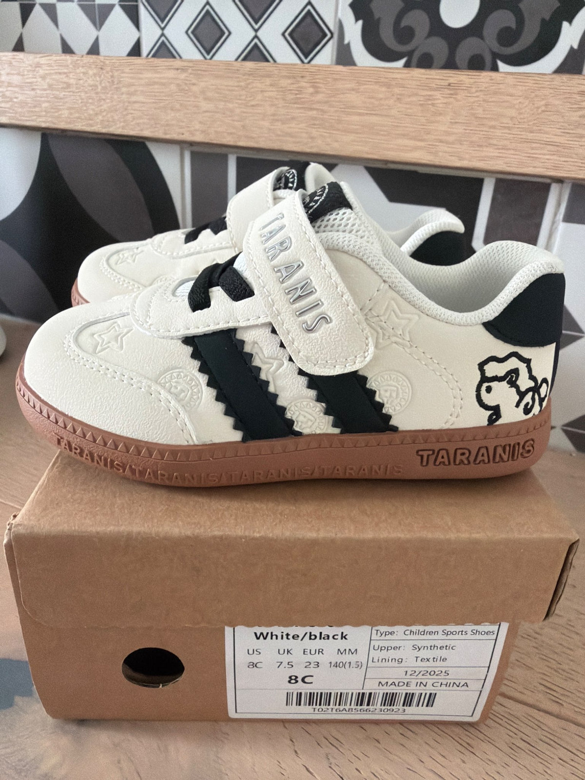 New Toddler sneakers size 8C , Shoes 8 (Toddler:2-4yr)