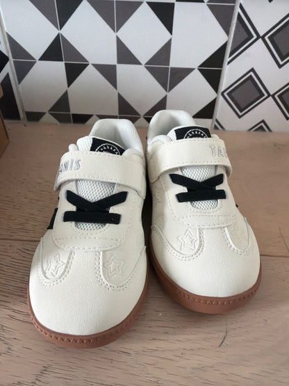 New Toddler sneakers size 8C , Shoes 8 (Toddler:2-4yr)