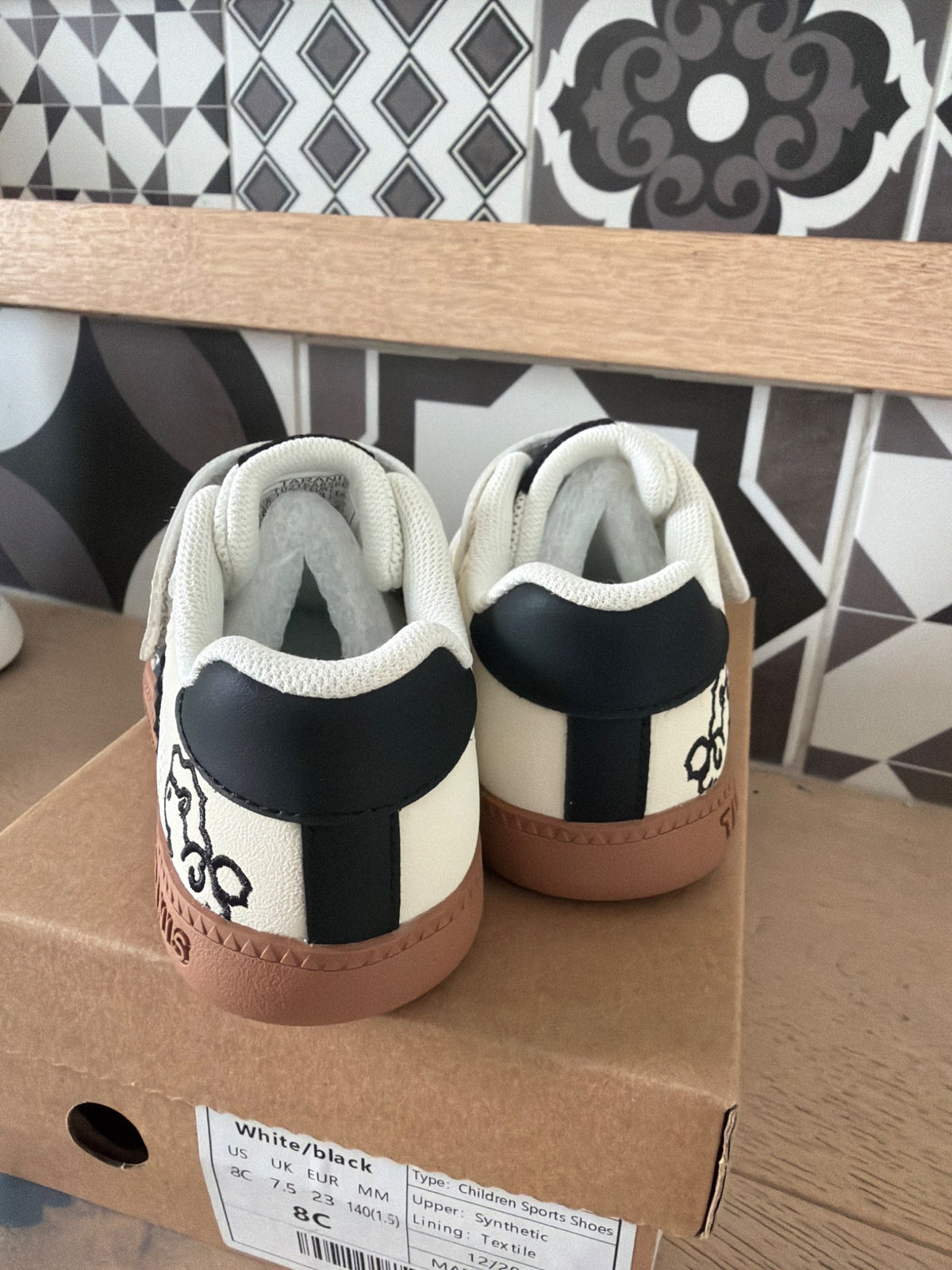 New Toddler sneakers size 8C , Shoes 8 (Toddler:2-4yr)