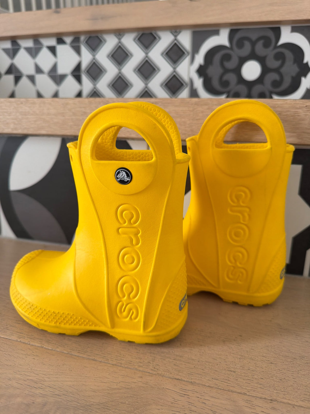 8C croc rain boots , Shoes 8 (Toddler:2-4yr)