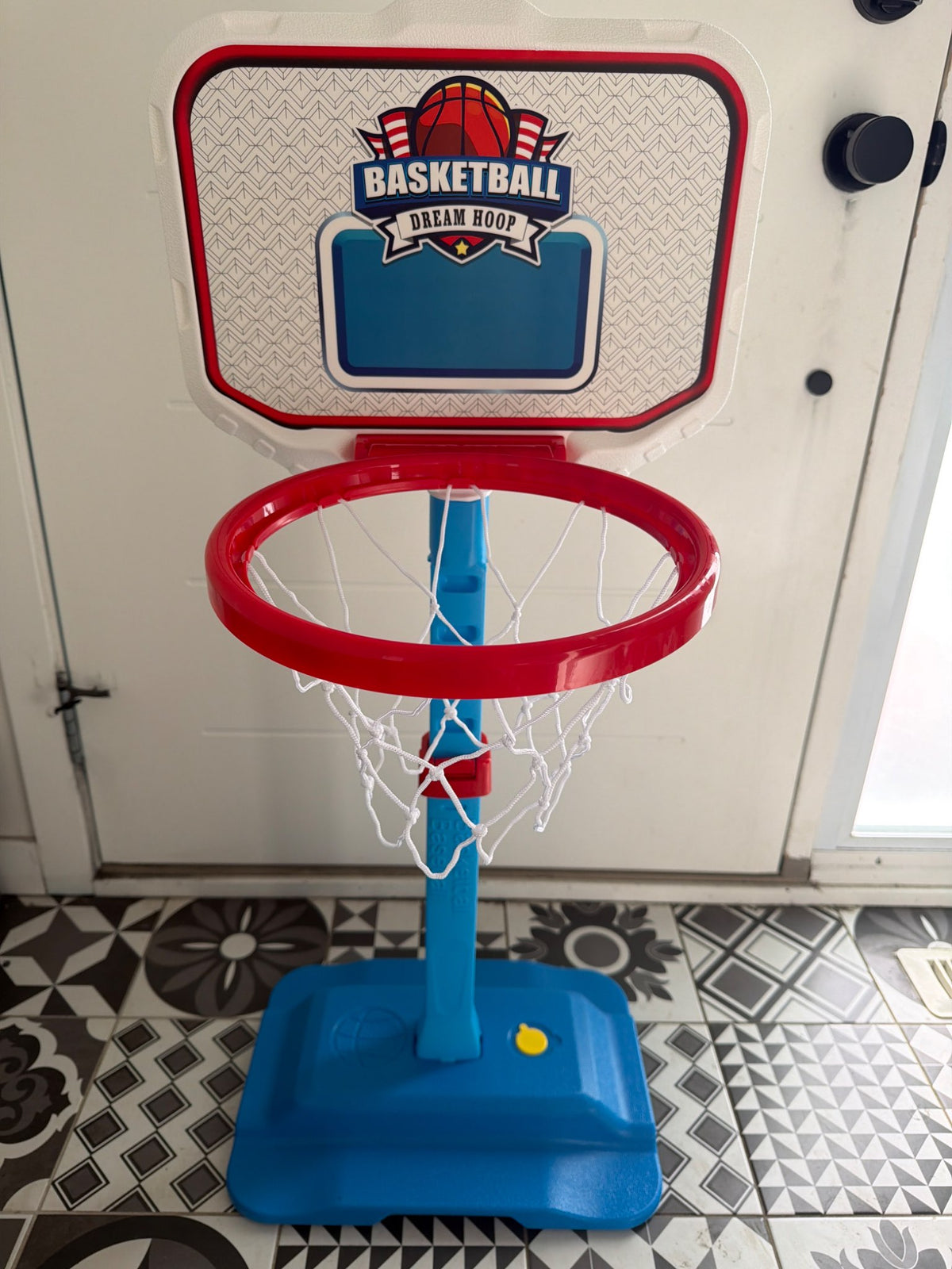 Adjustable height basketball hoop for toddler