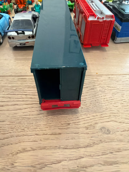 Toy cars/trucks bundle (x30)