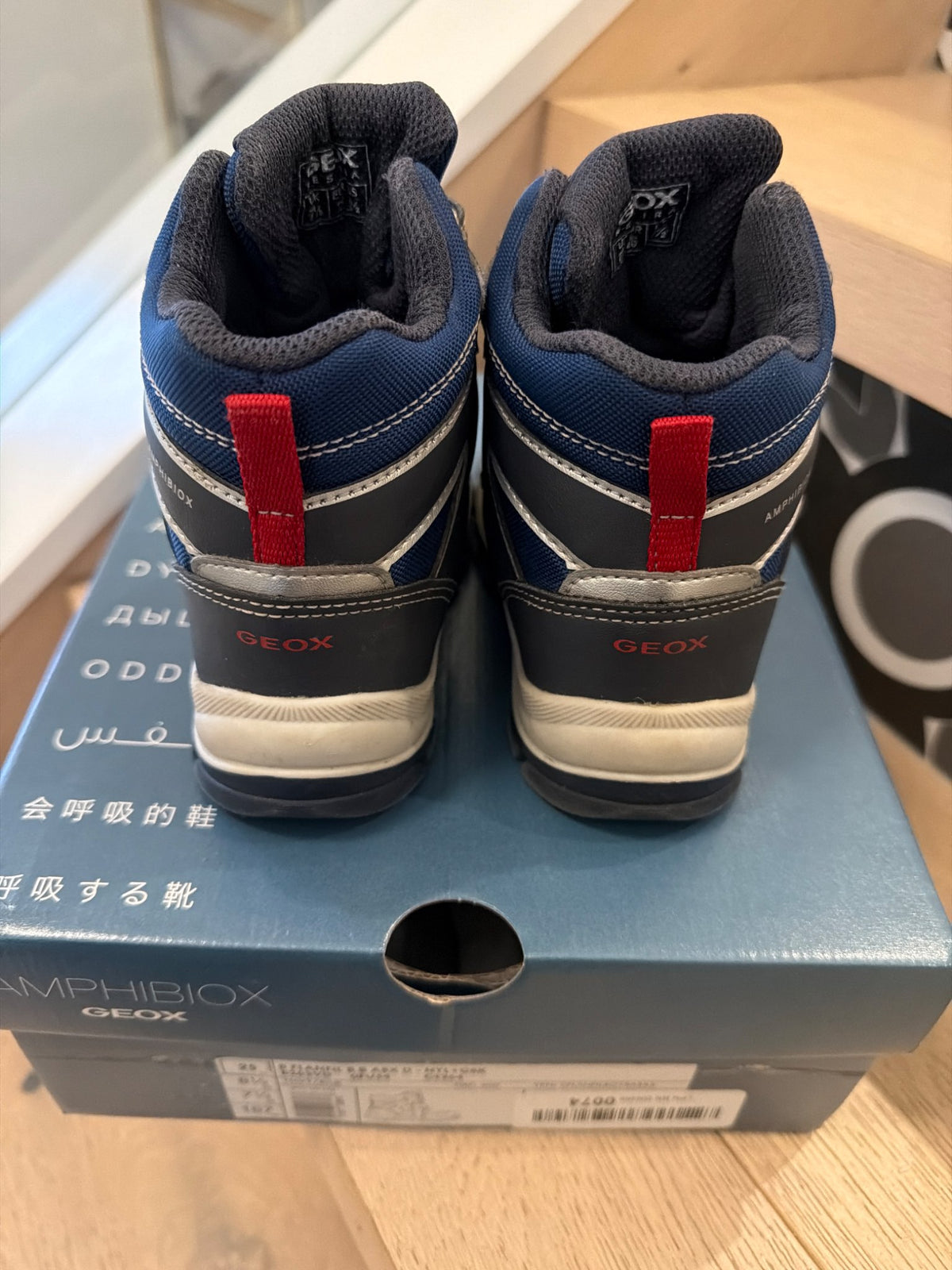 GEOX Winter boots , Shoes 8.5 (Toddler:2-4yr)