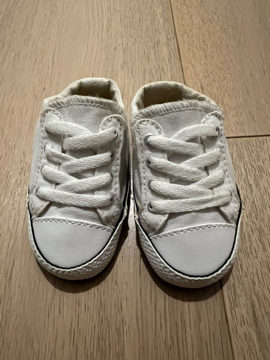 Baby Converse Crib shoes, Shoes 2 (Baby: 0-12 mth)