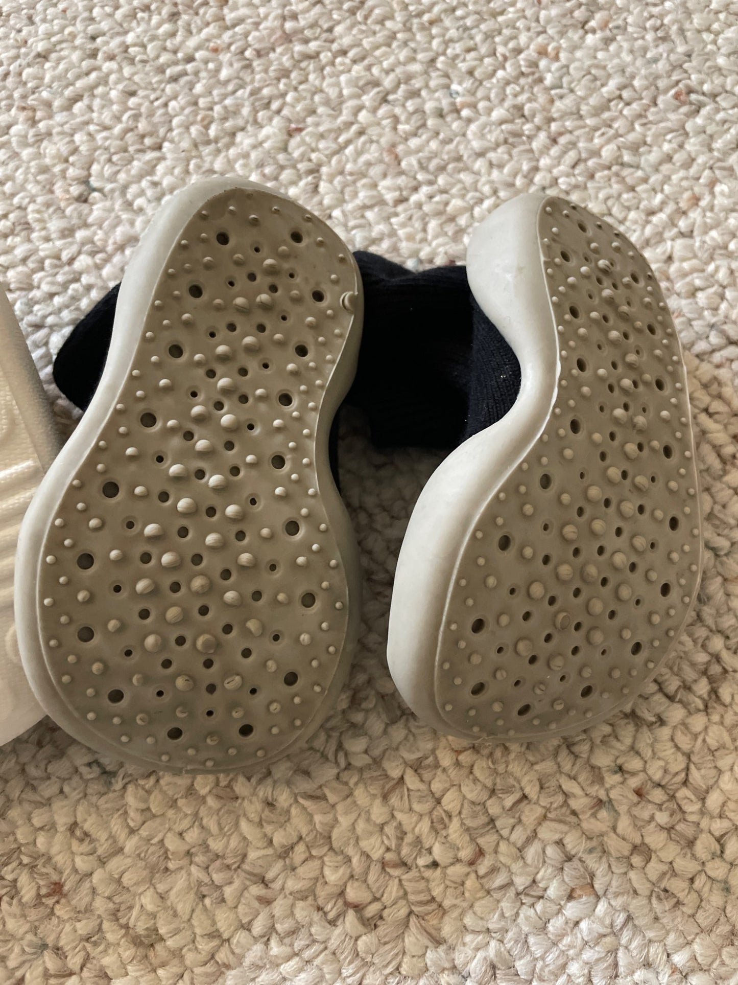 Baby Shoes x2 , Shoes 1 (Baby: 0-12 mth)