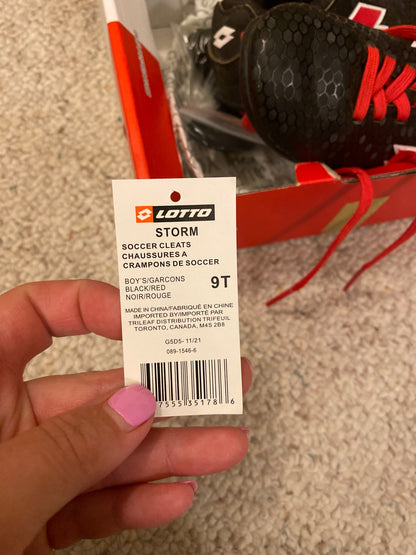 Lotto Soccer Cleats - Size 9T