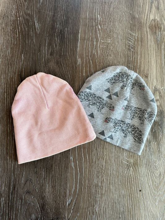 2 girl’s toques, Size S (0-12 months)
