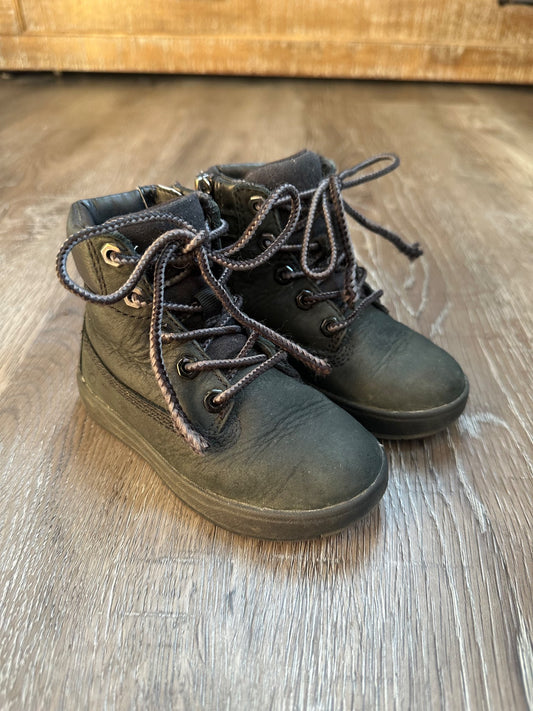 Timberland leather boots, size 6, side zipper and laces, Shoes 6 (Walkers:12-24 mth)
